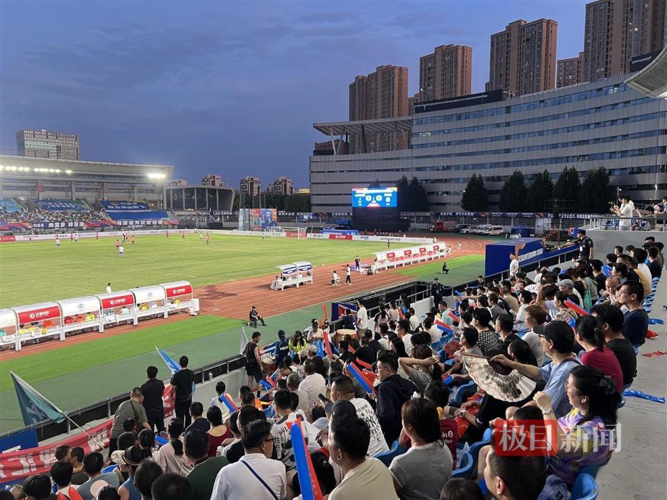 日晚, 队攻势强劲