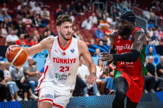 科尔科马兹, 申京被誉为, img 科尔科马兹, 申京被誉为, img