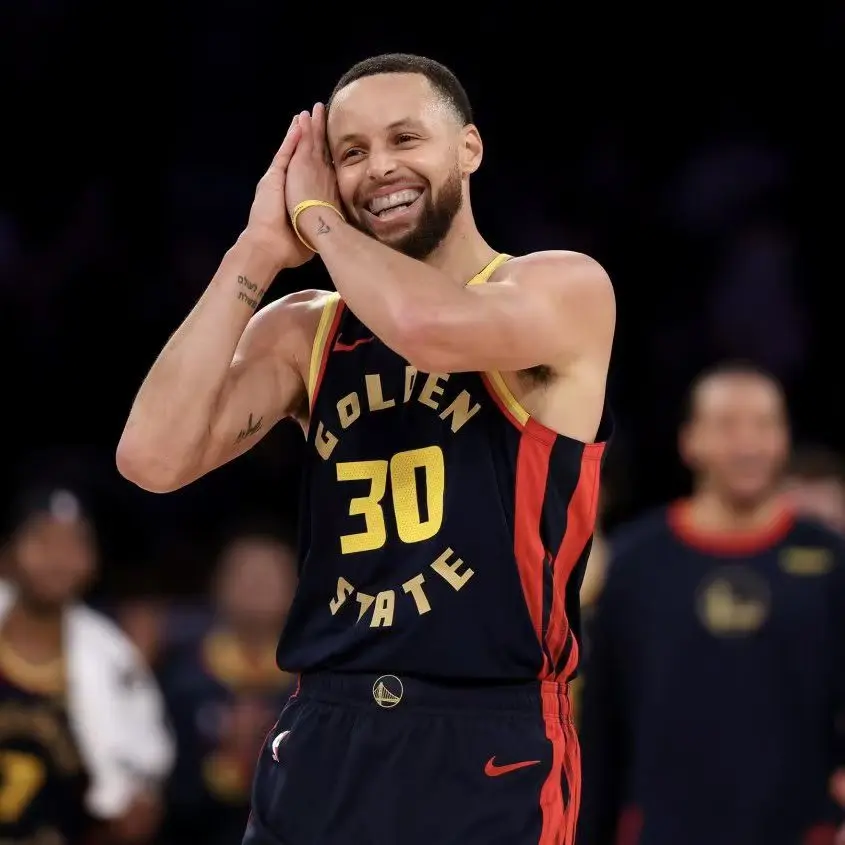 欧文是现役, 空间